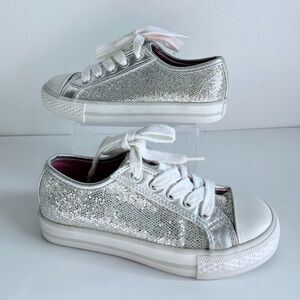 Gotta Flurt Girls Silver Glitter Dance Sneakers Size 12M Brand New with Box